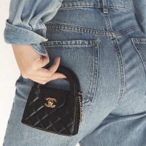 8️⃣2️⃣9️⃣2️⃣CHANEL 23K Micro Kelly Shopping bag